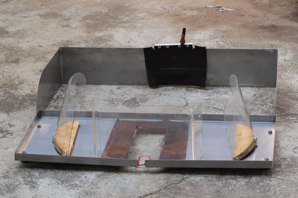 01_mill vice tray components chips_paint.jpg 01_mill vice tray components chips_paint.jpg