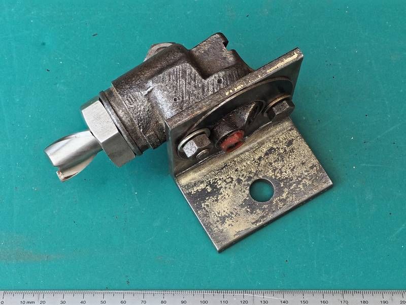 end mill jig 01.jpg end mill jig 01.jpg